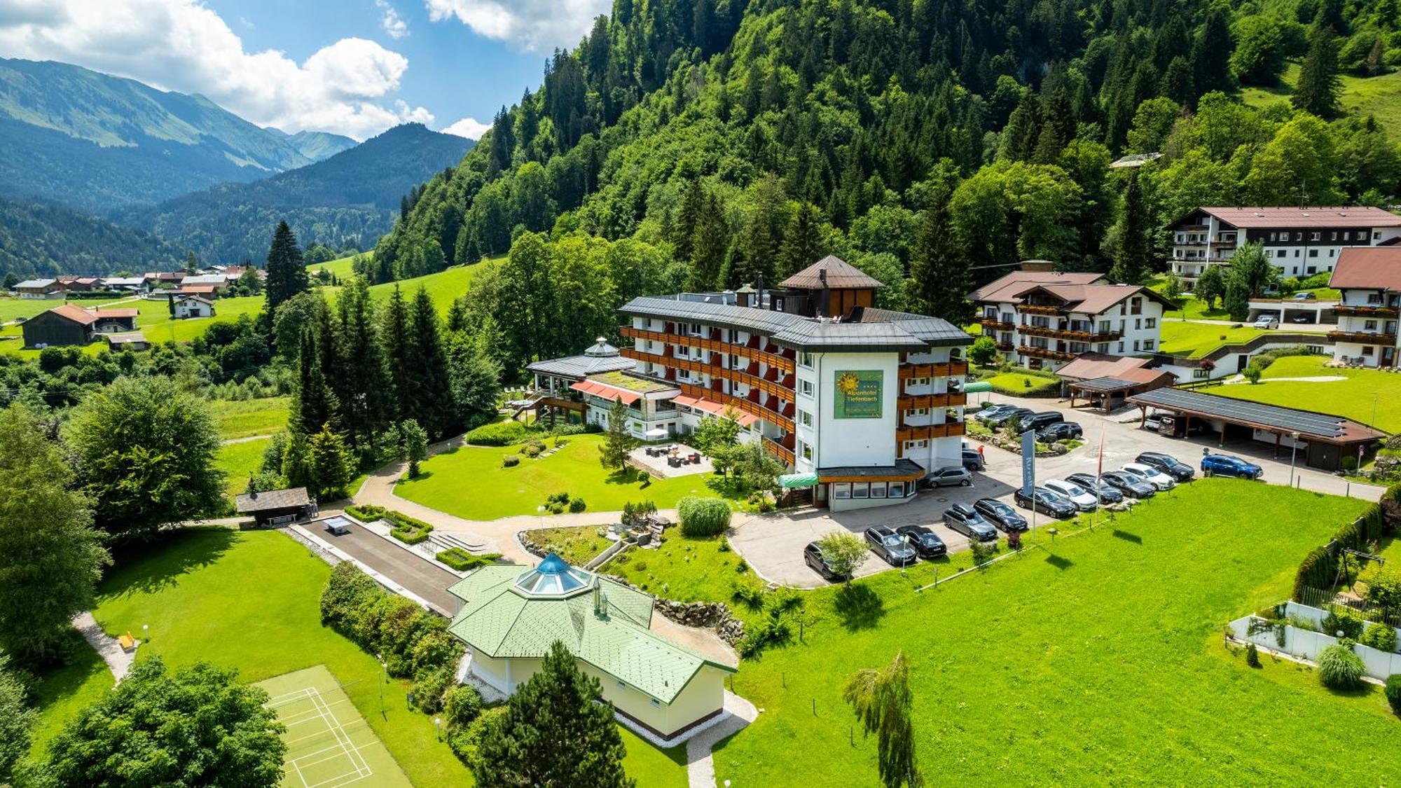 Alpenhotel Oberstdorf - Ein Rovell Hotel エクステリア 写真
